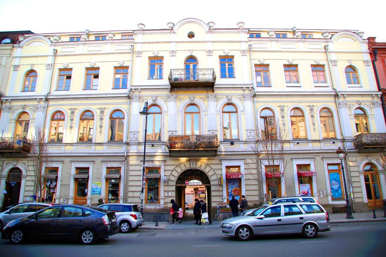טביליסי Family Apartments מראה חיצוני תמונה