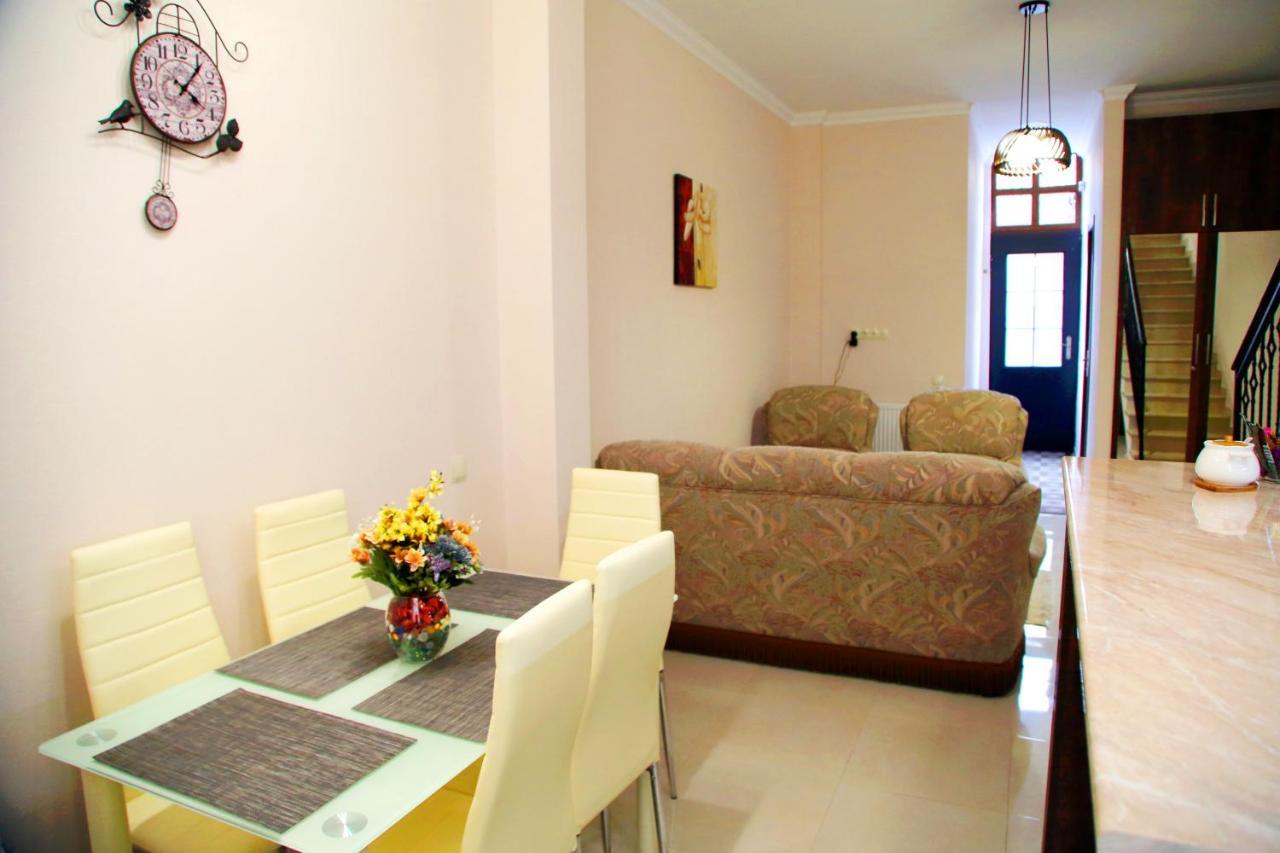 טביליסי Family Apartments מראה חיצוני תמונה